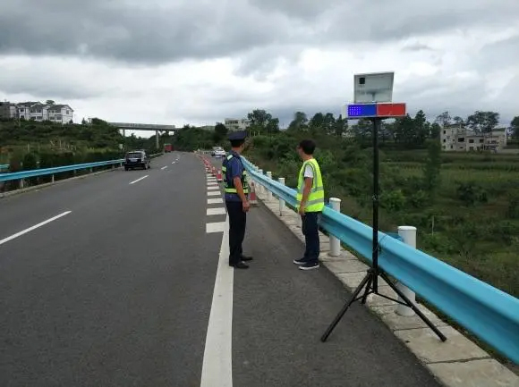 濮阳高速公路钢护栏