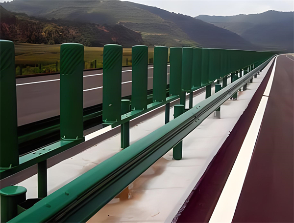濮阳三波护栏板在高速公路的应用